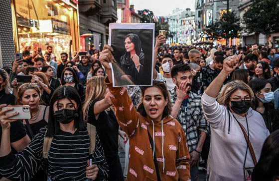 مهسا أميني: ثلاثة وجوه من الاحتجاجات الدامية في إيران صورة رقم 10