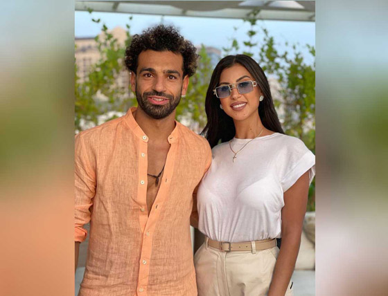 محمد صلاح يفاجئ عروسين ويقتحم زفافهما.. وما علاقته بملكة جمال مصر؟ صورة رقم 3