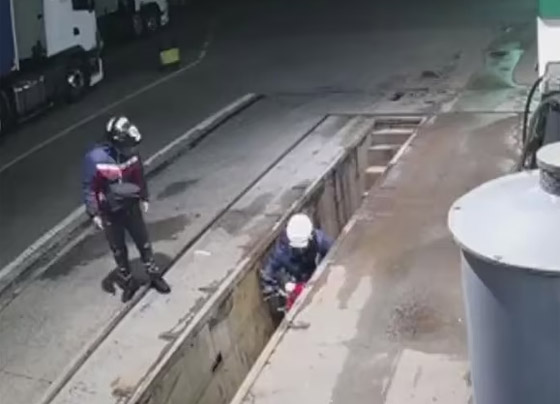 النحس يلاحق لصين.. سقطا في حفرة تغيير الزيت مرتين بمحاولة الهروب صورة رقم 4