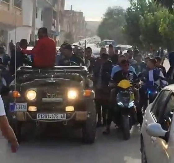 قصة مؤثرة: دموع أم جزائرية تُحول زفاف ابنها الفقير لحفل أسطوري! صورة رقم 12