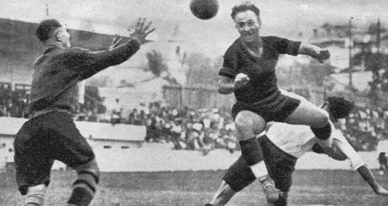 خلال هذا العام.. أعدم قائد منتخب فرنسا بتهمة الخيانة صورة رقم 4