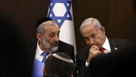 نتنياهو يقيل وزير الداخلية أرييه درعي صورة رقم 1