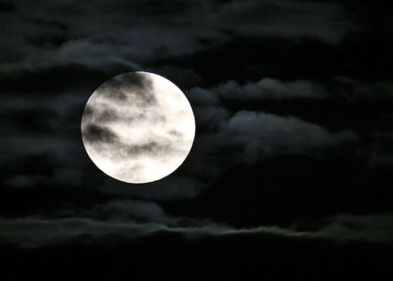 في ظل التنافس العالمي عليه.. ما هو مصير القمر؟ (فيديو) صورة رقم 2