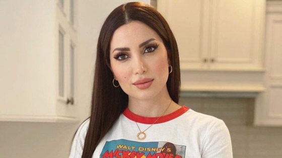 نسرين طافش بملابس رياضية طفولية برسومات ديزني، وتكشف أسرار طلاقها صورة رقم 9
