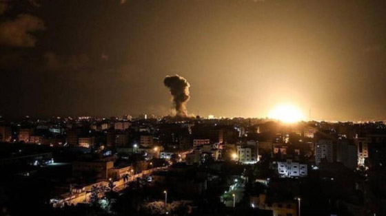 ليلة عنيفة في غزة.. غارات إسرائيلية تضرب عدة أهداف وصواريخ من القطاع صورة رقم 6