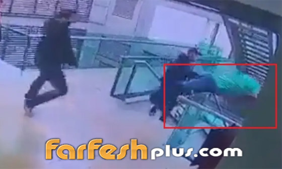 فيديو صادم: سجين قفز من أعلى الدرج أمام حراسه ليلقى حتفه! صورة رقم 1