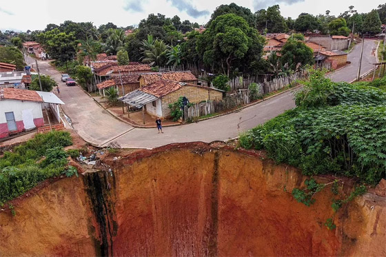 مدينة برازيلية قد تبتلعها الأرض! 73 ألف نسمة مهددون بانهيارات أرضية ضخمة صورة رقم 7