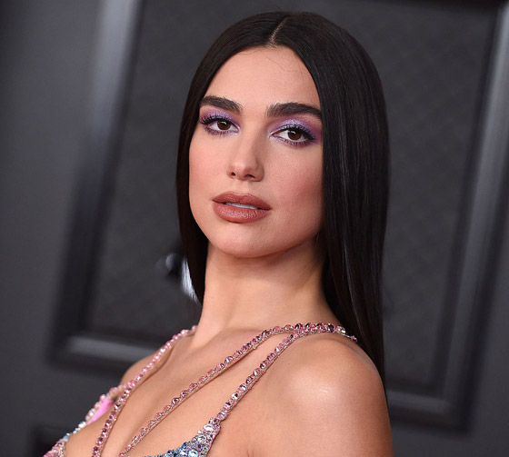 فيديو وصور: نجمة فيلم 