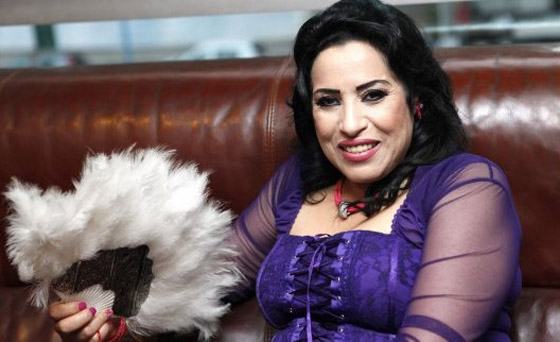 الفنانة المغربية نجاة اعتادو تربح معركة قضائية بعد 10 سنوات ضد فرقة بريطانية صورة رقم 9