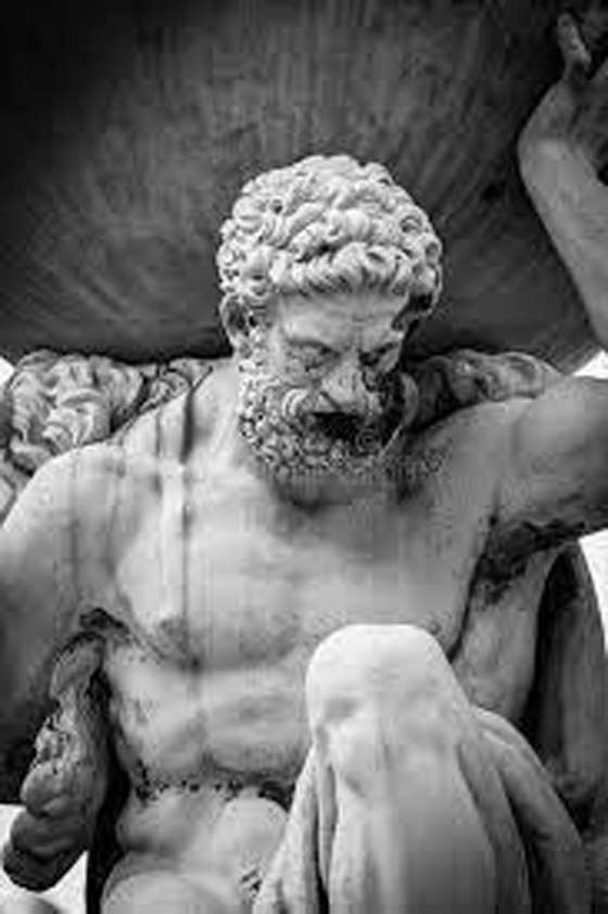 أطلس.. وأسطورة العملاق الذي حمل العالم على كتفيه صورة رقم 8