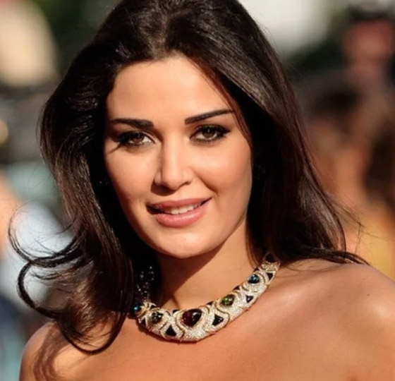 فيديو نادر يدمي القلوب لوالدة سيرين عبد النور قبل وفاتها صورة رقم 5