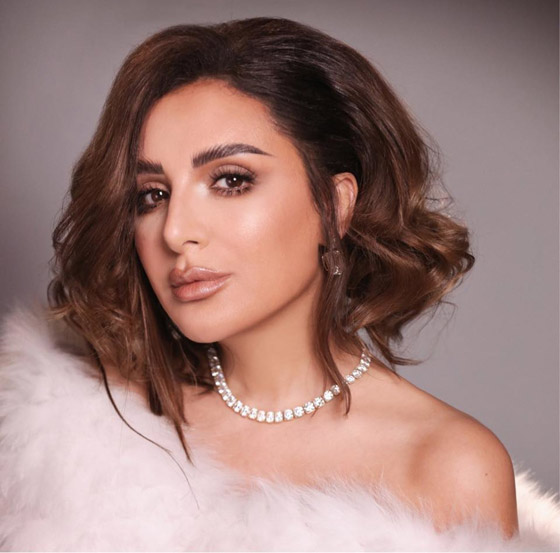 أنغام تبكي بعد أزمتها الصحية وتتجاهل والدها وهو يعاتبها! هل تجدت الخلافات بينهما؟ صورة رقم 5