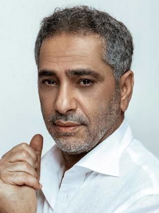 محمد شاكر يؤجل حفلاته بعد قيام والده فضل شاكر بتسليم نفسه لاستخبارات الجيش  صورة رقم 2