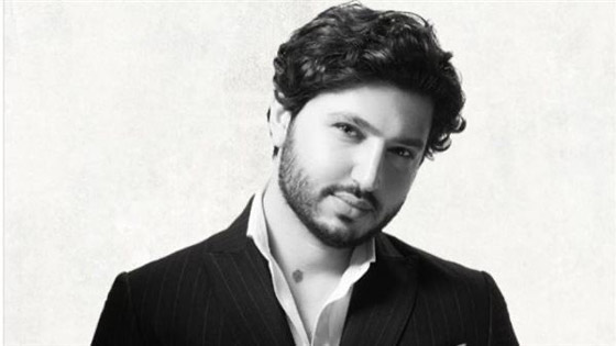 لماذا يرتدي محمد فضل شاكر النظارات السوداء في حفلاته؟ اليكم السر! صورة رقم 6 لماذا يرتدي محمد فضل شاكر النظارات السوداء في حفلاته؟ اليكم السر! صورة رقم 6