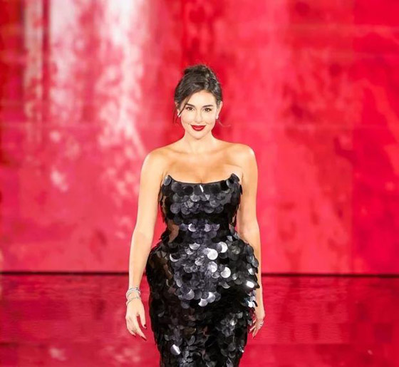 من ياسمين صبري إلى آيشواريا راي إلى كيندال جينر.. إطلالات النجمات بعرض لوريال باريس صورة رقم 1 من ياسمين صبري إلى آيشواريا راي إلى كيندال جينر.. إطلالات النجمات بعرض لوريال باريس صورة رقم 1