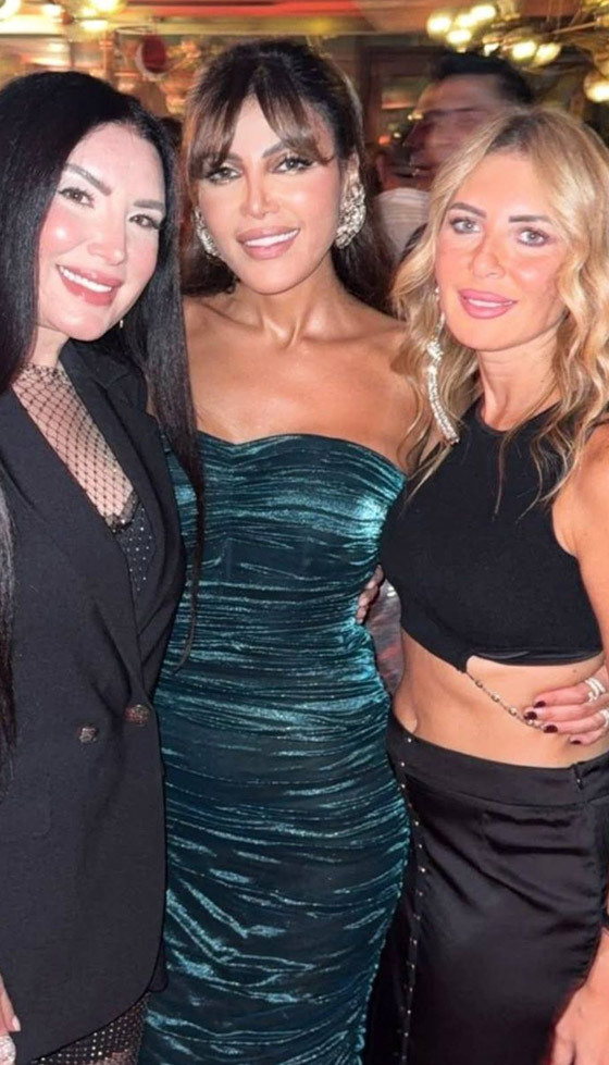 النجوم يحتفلون مع ريهام حجاج بعيد ميلادها، وماجد المصري يثير الجدل بقميص شفاف! صورة رقم 4 النجوم يحتفلون مع ريهام حجاج بعيد ميلادها، وماجد المصري يثير الجدل بقميص شفاف! صورة رقم 4