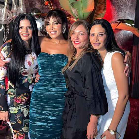 النجوم يحتفلون مع ريهام حجاج بعيد ميلادها، وماجد المصري يثير الجدل بقميص شفاف! صورة رقم 8 النجوم يحتفلون مع ريهام حجاج بعيد ميلادها، وماجد المصري يثير الجدل بقميص شفاف! صورة رقم 8