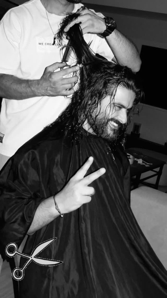 ناصيف زيتون يقص شعره الطويل ويظهر بـ لوك جديد.. وينتظر ذا فويس! صورة رقم 4