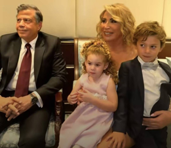 زواج المخرجة الجريئة إيناس الدغيدي في عمر 72 يخطف الاهتمام صورة رقم 12