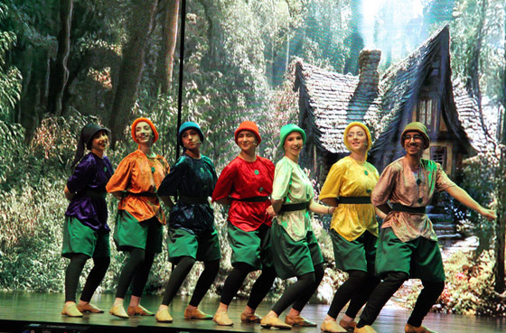 المسرحية الاستعراضية الرائعة (ثلجية) تعود إلى حيفا بعد ان لامست القلوب وأبهرت الجمهور صورة رقم 6