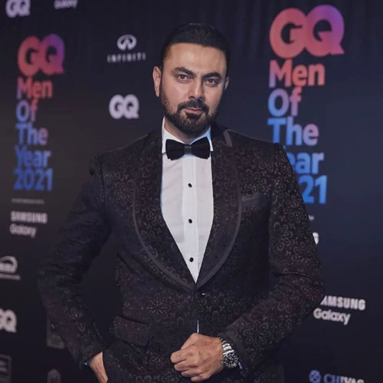  8 مشاهير بدأوا حياتهم كأطباء منهم كريم فهمي (دكتور أسنان)، عزت أبو عوف (نساء وتوليد) وباسم يوسف صورة رقم 14