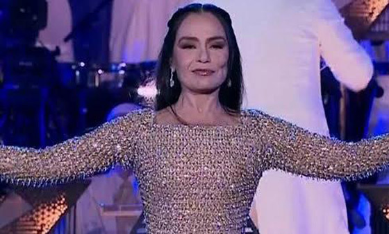 إطلالة أسطورية بعد غياب طويل لـ شريهان من إيلي صعب بافتتاح المتحف المصري الكبير صورة رقم 3