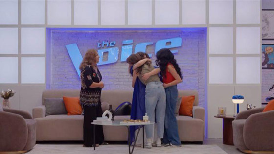 ذا فويس يفاجئ مشتركة سورية ويجمعها بعائلتها التي لم تلتق بها منذ ٥ سنوات! صورة رقم 1 ذا فويس يفاجئ مشتركة سورية ويجمعها بعائلتها التي لم تلتق بها منذ ٥ سنوات! صورة رقم 1