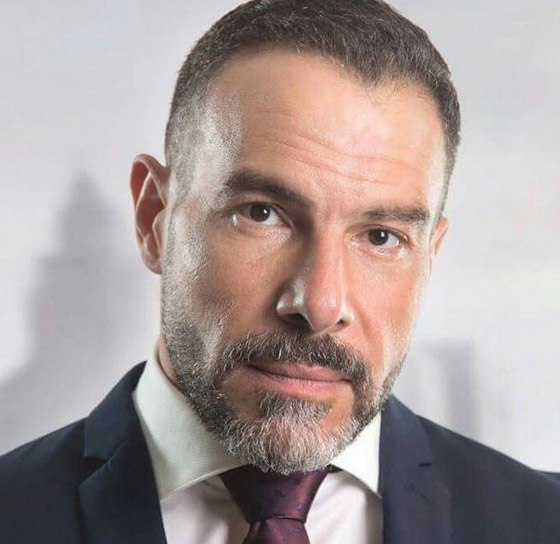  طبيب الأسنان محمد خميس: فُصل من عمله بسبب عشقه الفن ومشاركته بأفلام ومسلسلات! صورة رقم 8