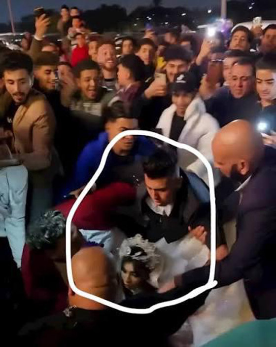 فوضى وإغماء بحفل زفاف حفيدة شعبان عبد الرحيم! خلافات عائلية سبقت الحفل! صورة رقم 1