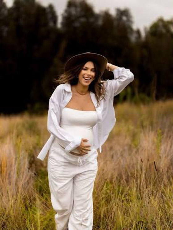 ناصيف زيتون ودانييلا رحمة يستقبلان مولودهما الأول إلياس صورة رقم 2