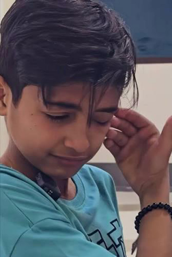 الفنان الفلسطيني محمد عساف يفاجئ الطفل يزن المصاب بالسرطان ويحقق حلمه في لقاء مؤثر صورة رقم 1 الفنان الفلسطيني محمد عساف يفاجئ الطفل يزن المصاب بالسرطان ويحقق حلمه في لقاء مؤثر صورة رقم 1