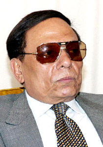 عادل إمام يؤكّد أنه خدع بالنظام المصري السابق!!  صورة رقم 1