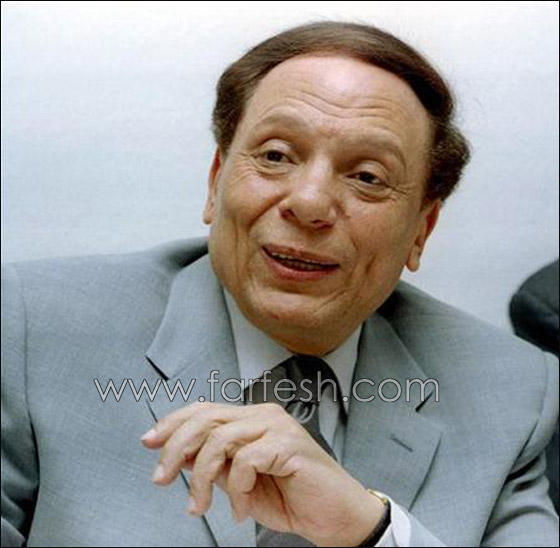 عادل امام يجسد شخصية حسني مبارك في 