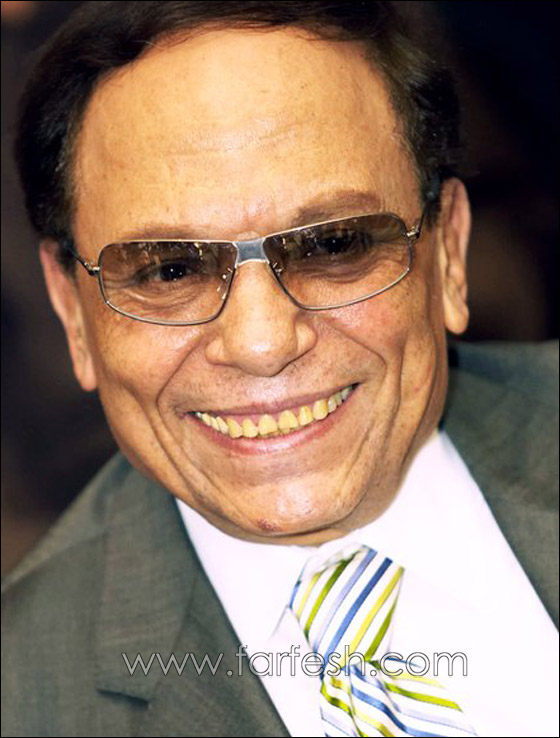 عادل امام: بدأ الفن على مسرح الجامعة ووصل للنجومية!  صورة رقم 47