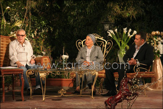 مسلسلات اون لاين يرصد نجوم الفن المصري يبكون والد أحمد السقا ويعرض الراحل في آخر ظهور له صورة رقم 29 مسلسلات اون لاين يرصد نجوم الفن المصري يبكون والد أحمد السقا ويعرض الراحل في آخر ظهور له صورة رقم 29