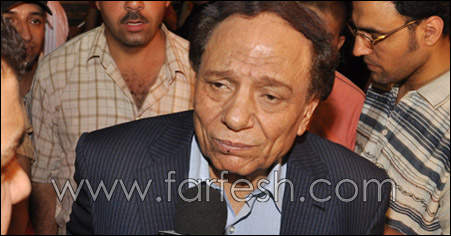 مسلسلات اون لاين يرصد نجوم الفن المصري يبكون والد أحمد السقا ويعرض الراحل في آخر ظهور له صورة رقم 7 مسلسلات اون لاين يرصد نجوم الفن المصري يبكون والد أحمد السقا ويعرض الراحل في آخر ظهور له صورة رقم 7