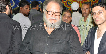 مسلسلات اون لاين يرصد نجوم الفن المصري يبكون والد أحمد السقا ويعرض الراحل في آخر ظهور له صورة رقم 23 مسلسلات اون لاين يرصد نجوم الفن المصري يبكون والد أحمد السقا ويعرض الراحل في آخر ظهور له صورة رقم 23