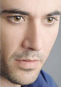 احمد عز: وسامتي بوابة شهرتي لكنها ليست طريق الاستمرار!! صورة رقم 2 احمد عز: وسامتي بوابة شهرتي لكنها ليست طريق الاستمرار!! صورة رقم 2