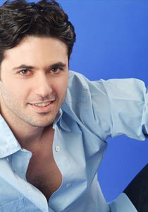 احمد عز: وسامتي بوابة شهرتي لكنها ليست طريق الاستمرار!! صورة رقم 3 احمد عز: وسامتي بوابة شهرتي لكنها ليست طريق الاستمرار!! صورة رقم 3