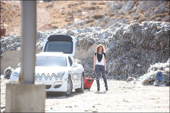 مصيبة حلّت بالفنانة أمل حجازي.. حبيبها يخون الوطن!! صورة رقم 14 مصيبة حلّت بالفنانة أمل حجازي.. حبيبها يخون الوطن!! صورة رقم 14