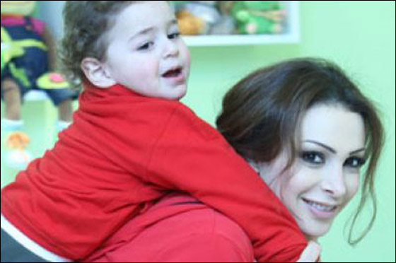 الفنانة امل حجازي 