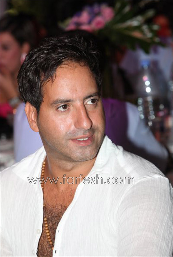 امير يزبك يغوي سائقة تكسي وتتلقى تهديدا بالفصل!! صورة رقم 12 امير يزبك يغوي سائقة تكسي وتتلقى تهديدا بالفصل!! صورة رقم 12