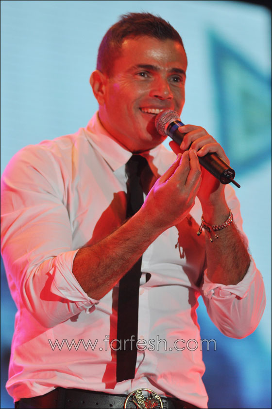 عمرو دياب يخرج من حالة الحداد على والدته ويحضر لالبوم جديد صورة رقم 5