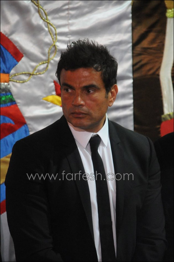 عمرو دياب يخرج من حالة الحداد على والدته ويحضر لالبوم جديد صورة رقم 4