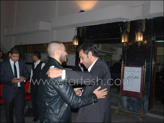 بالصور.. عمرو دياب وتامر حسني يجتمعان في مشهد نادرا ما يتكرر! صورة رقم 9