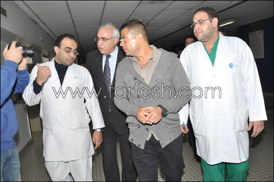 خلال زيارته للمصابين في حفله.. دياب مستعد لتحمل مصاريف العلاج صورة رقم 14 خلال زيارته للمصابين في حفله.. دياب مستعد لتحمل مصاريف العلاج صورة رقم 14