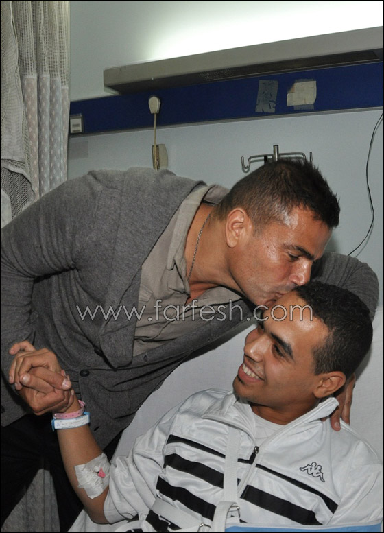 خلال زيارته للمصابين في حفله.. دياب مستعد لتحمل مصاريف العلاج صورة رقم 15 خلال زيارته للمصابين في حفله.. دياب مستعد لتحمل مصاريف العلاج صورة رقم 15