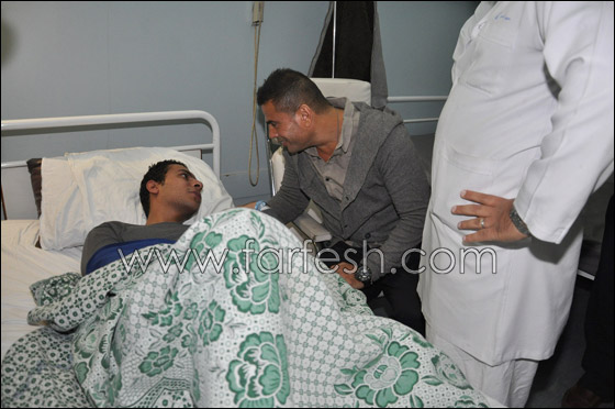 خلال زيارته للمصابين في حفله.. دياب مستعد لتحمل مصاريف العلاج صورة رقم 5 خلال زيارته للمصابين في حفله.. دياب مستعد لتحمل مصاريف العلاج صورة رقم 5