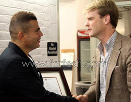 بالصور: عمرو دياب يتلقى شهادة تقدير من رئيس وزراء كندا صورة رقم 1 بالصور: عمرو دياب يتلقى شهادة تقدير من رئيس وزراء كندا صورة رقم 1