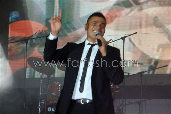 بالصور.. مسلسلات اون لاين يرصد عمرو دياب في ثاني حفلاته خلال أسبوع واحد! صورة رقم 4